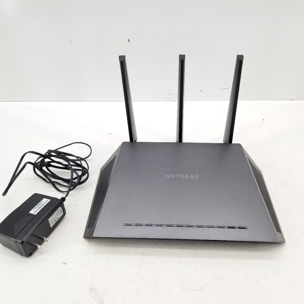 NETGEAR Nighthawk AC2300 Smart Wi-Fi Router (R7000P)